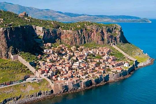 Monemvasia Fortress: Kota Benteng Bersejarah di Yunani